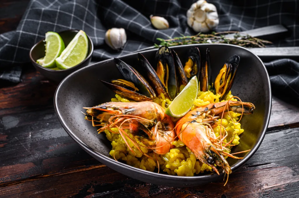 Fork & Nice: Hosting a Gourmet Soirée Under Cape Town Stars
