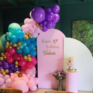 2 Piece Curved Backdrop